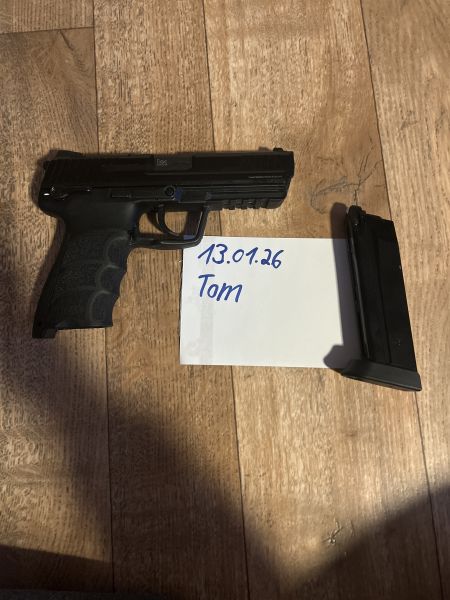 H&K 45.