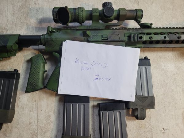 VFC SR25 ECC GBB mit ZF und 4 E-Mags