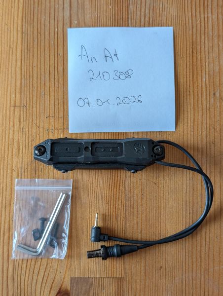 Dual Switch für Surefire/PEQ Zieleinrichtungen 20mm/M-LOK