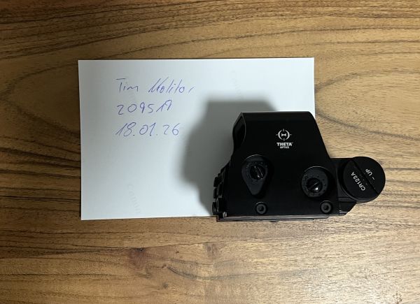 Theta Optics Holo Visier