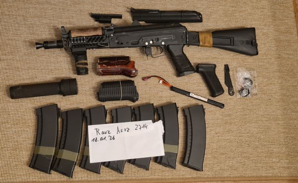 Ak74U, PBS-1, Gate ASter, viel Zubehör