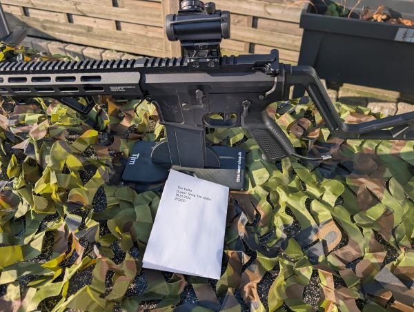 Waffenständer für M4 AR15 – zerlegbar, personalisierbar