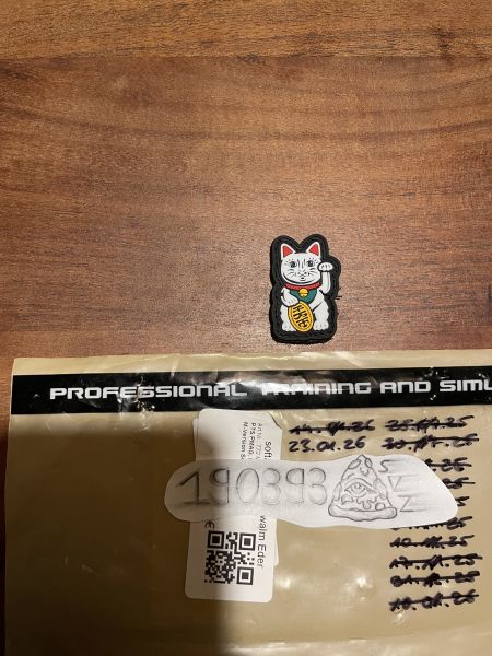 LRC Low Rollers Club „Lucky Cat“ Glow Patch Neu FOG Rare