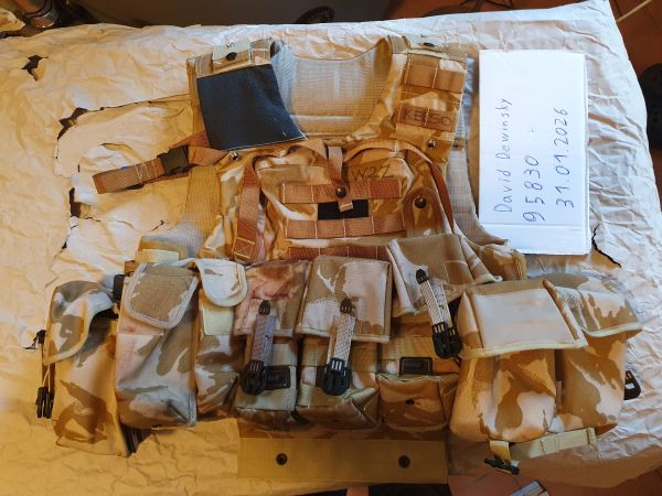 Britische Osprey MK3 Plate Carrier mit Pouchs DDPM