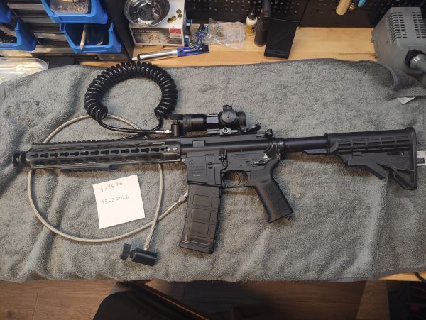 Tippmann V1 HPA inkl. Schläuche 