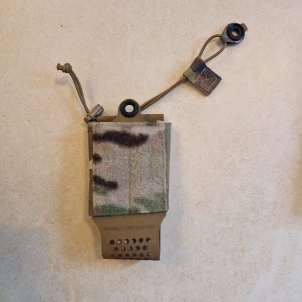 Frog.pro MBITR/Funkgeräte Klettpouch Multicam