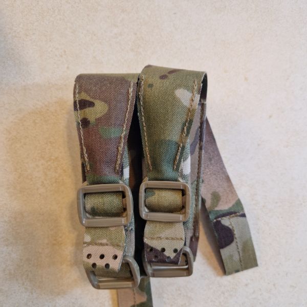 Unobtanium gear Flasbang/Smoke/40mm/Tourniquet pouch Multicam #2