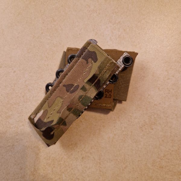 Unobtanium Gear P140 magazin pouch Multicam + Unobtanium Gear canted adapter sleeve 1.75