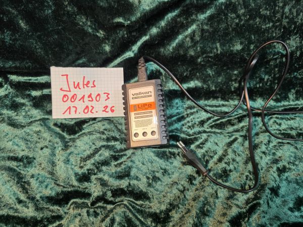 Ladegerät für 7,4V und 11,1V Lipos