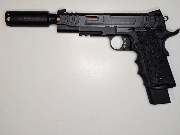 Begadi Army Armament Excalibur R32 mit Zubehör 