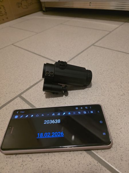 Vector Optics SCMF-31 Maverick-III 3x22 Magnifier 