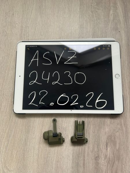 Tokio Marui Flip up sights