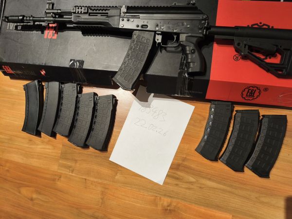  Begadi E&L AK12 Begadi Core mit Begadi Pro Piston und Vario Head Piston + 4 E&L ak12 mags, 4 Acturus AK12 mags und 2 Cyma ak74 mags