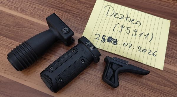 Diverse Vertikale Griffe: BCM KAG, Hera Arms HFG, (Element) Tdi Arms SVG - EINZELVERKAUF MÖGLICH