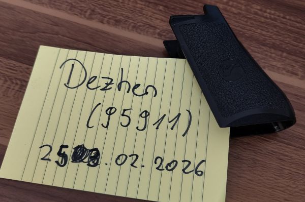 WE Desert Eagle Original Griffschalen