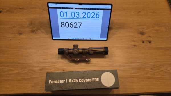 Vector Optics SCOC-32 Forester 1-5x24 GenII Coyote FDE mit Mount