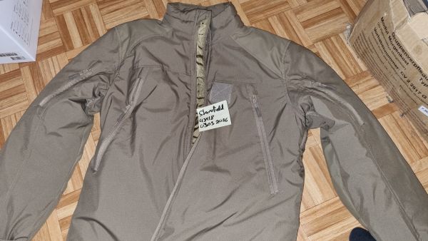 *Genuine* Carinthia Kälteschutz französische Streitkräfte (HIG)