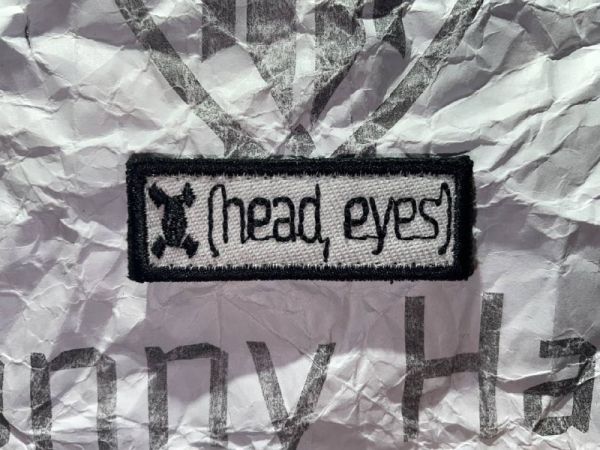 “Head, Eyes” Mini Patch – Escape from Tarkov Meme Velcro Patch 5×1,8 cm | Tactical Gaming Patch