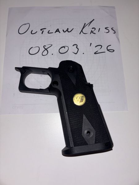 WE Hi Capa Griffe Versand Inklusive