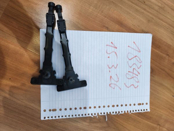Novritsch Split Bipod/Zweibein für SSG10a2 oder andere Mlok Schäfte.