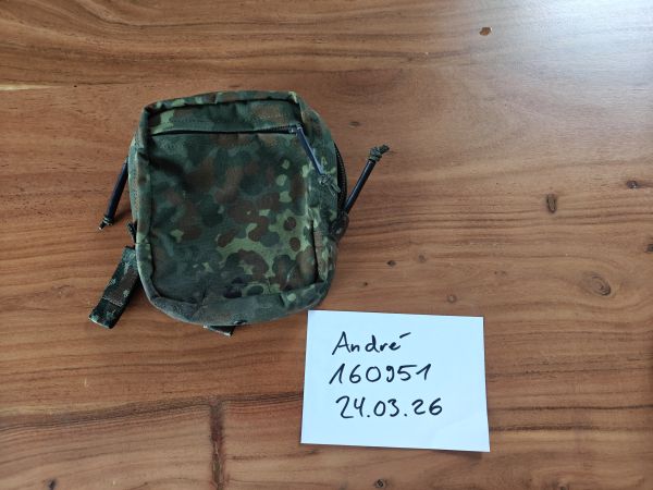 Claw Gear Medium Vertical Utility Pouch