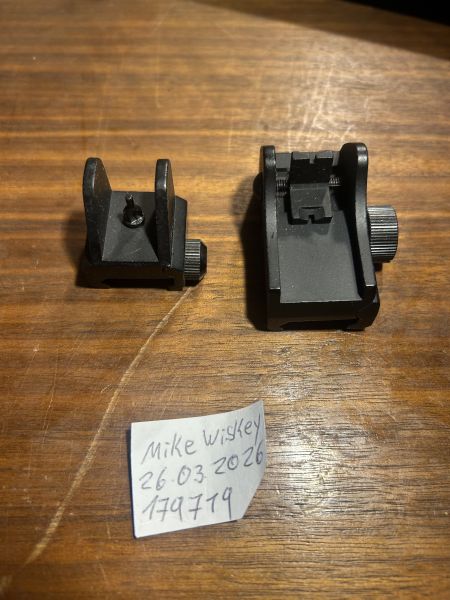 S77 AUG Front & Rear Sight