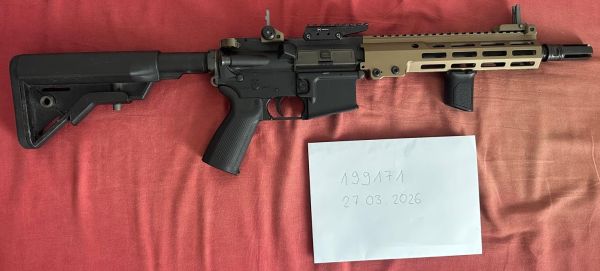 VFC URGI M4 GBBR V3 + 5 Mags + 4UANTUM Bucking + Zubehör