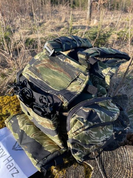 FCPC V5 Plate Carrier Replika Set – Komplett-Setup mit Pouches (Tiger Stripe Camo)