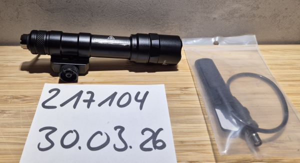 SF M600B Dummy in Schwarz 