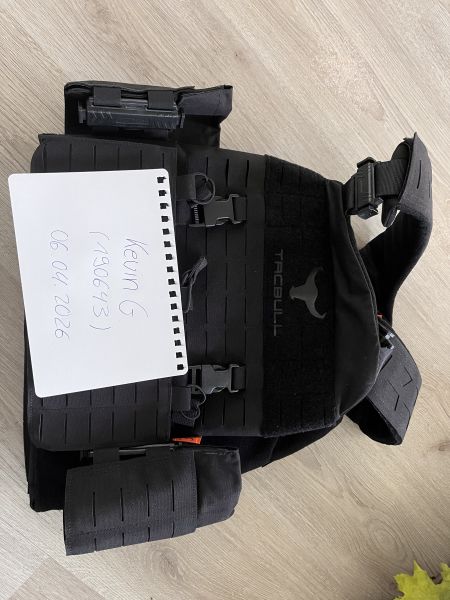 Verkaufe meine Weste von Tacbull 