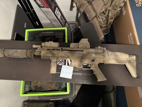 WE Scar-L GBB custom