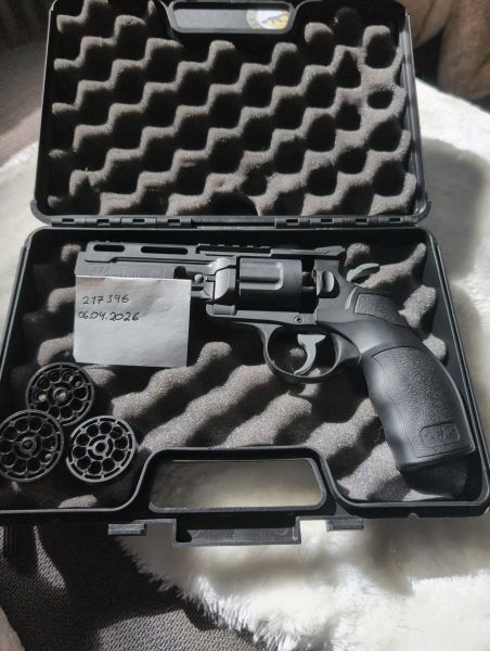 Elite Force H8R Gen2 CO2 Revolver