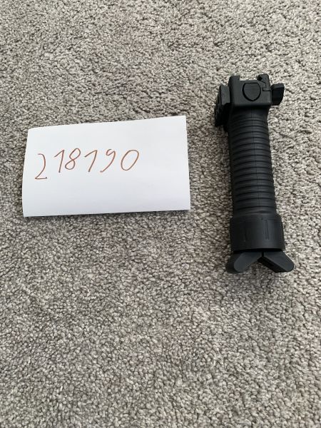 Griff mit Zweibein drin 