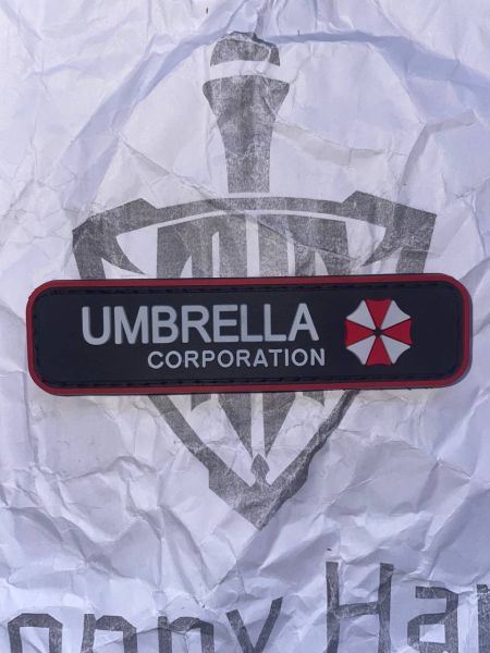 Umbrella Corporation Patch – Resident Evil PVC Klett Aufnäher Cosplay 10×2,5 cm