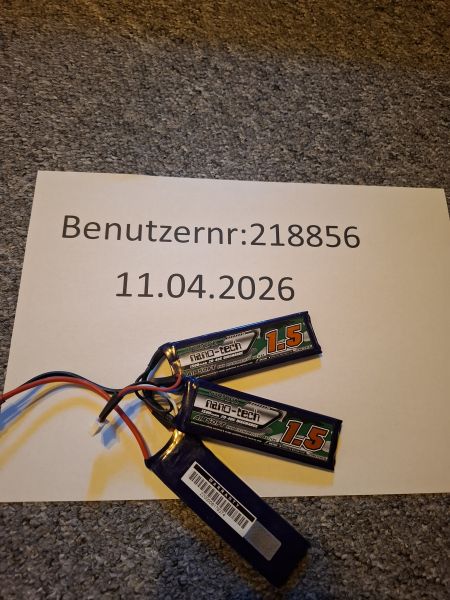 Akkus mit Starkstromstecker