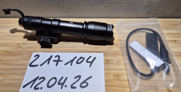 SF M600C Dummy in Schwarz 