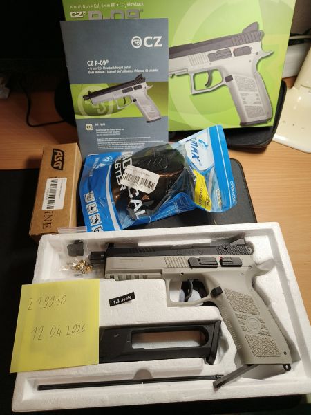 ASG CZ P09 mit Zubehör 