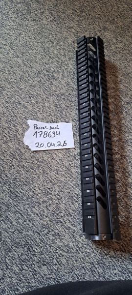 Quadrail Picatinny Handguard Metall
