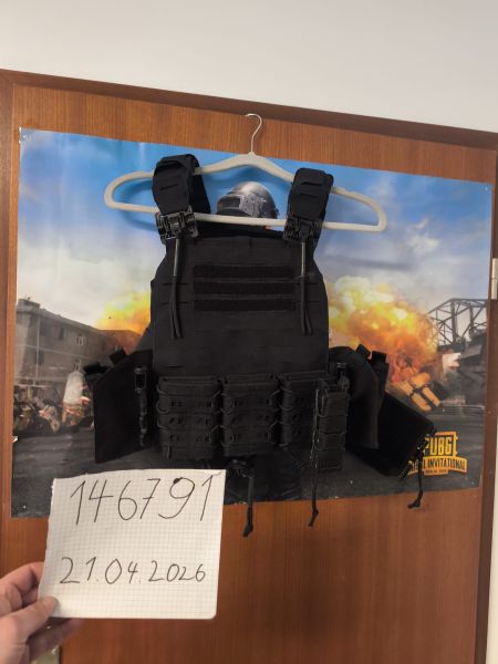 Tasmanian Tiger QD Plattenträger + novritsch pouches