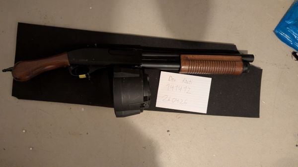 Golden Eagle M8877 Vollmetall Pump Action Shotgun 