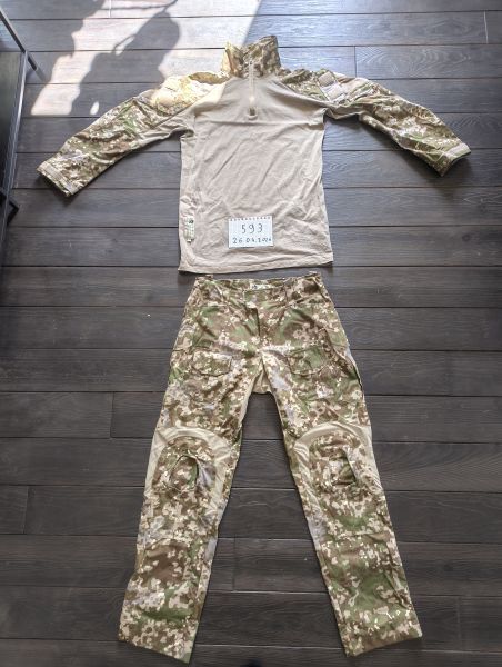 Black Gunpowder Multitarn Hose & Combatshirt