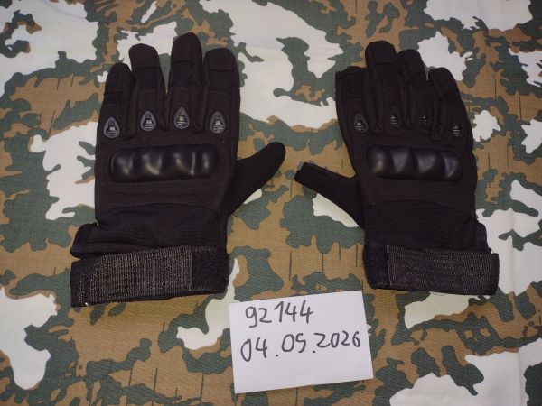 Schwarze Handschuhe 