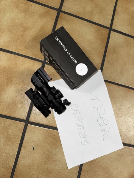 Victoptics OPSL12 C1 4x32IR Zielfernrohr ACOG 