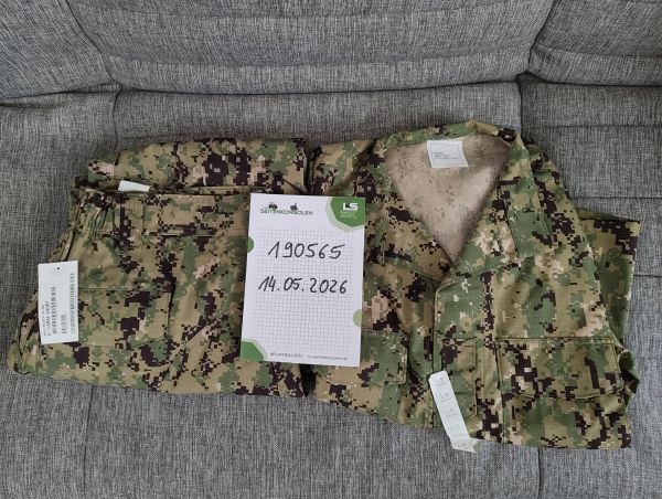US Navy TypIII Woodland AOR2 Set