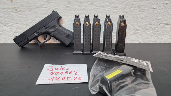 VFC G19 mit 6 Magazinen