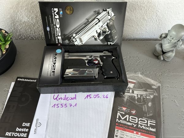 TM Tokyo Marui Beretta M92F Chrome 
