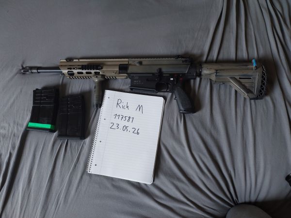 Hk417 GBB mit defektem Hopup und zwei Magazinen
