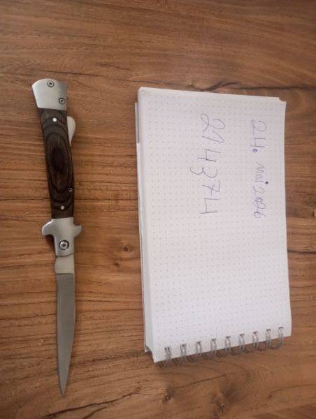 Stiletto 2 Hand öffner