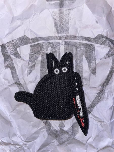 Katze mit Messer Velcro Patch – Knife Cat – Gestickter Klett Aufnäher