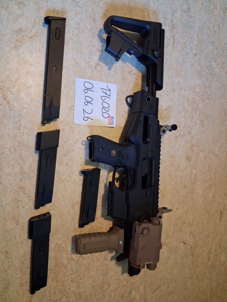 Wei-E Tech Beretta M9A1 & CAA Airsoft Roni G2 FS-92 Carbine Kit 